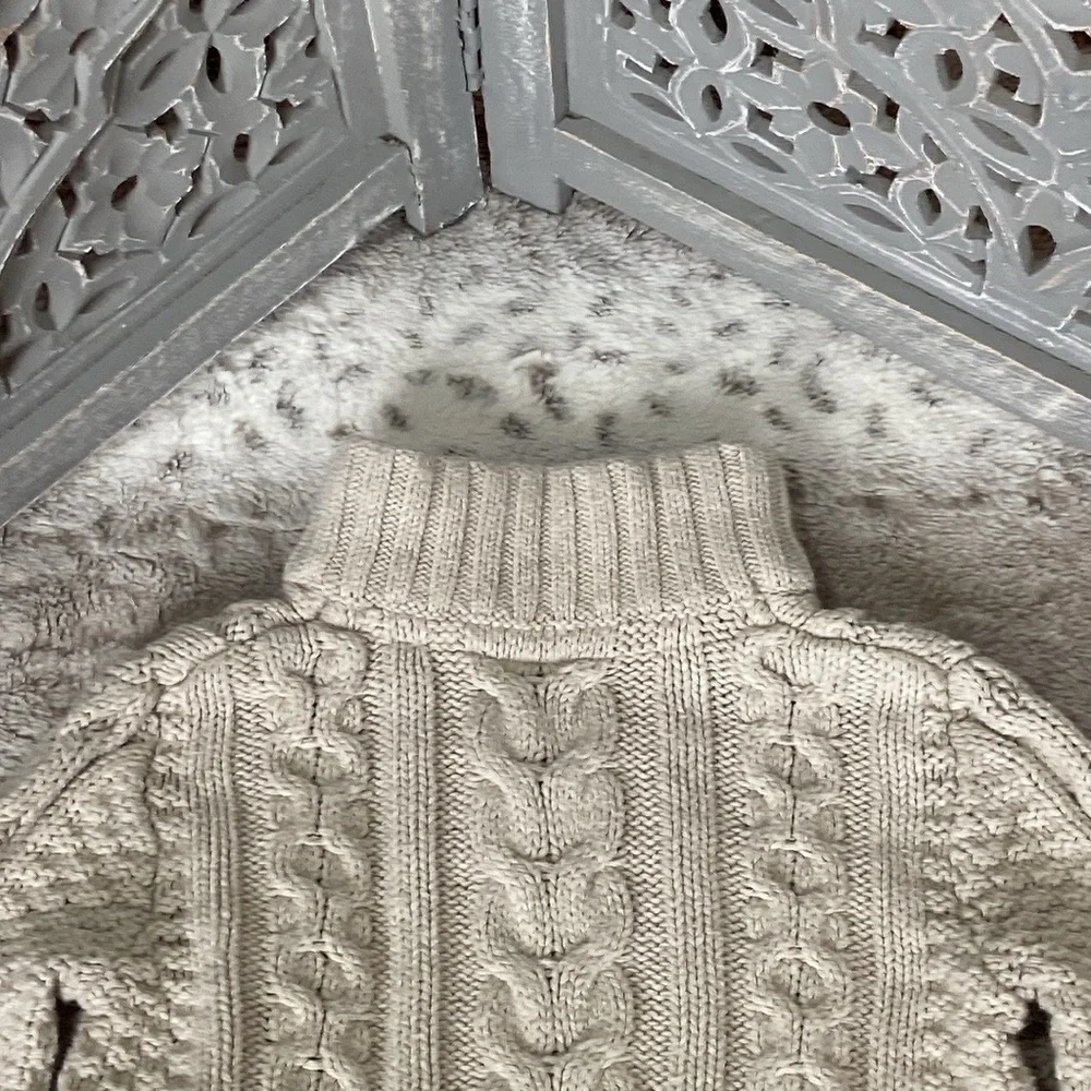 GAP Kids cream cable knit sweater boys XSmall faux fur preppy gorpcore classic